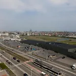 Lecomte - The Shoreline Seabreeze 145 *