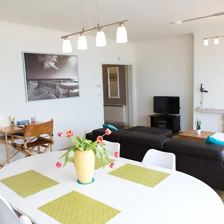 Lecomte - The Shoreline Seabreeze 145 公寓 *